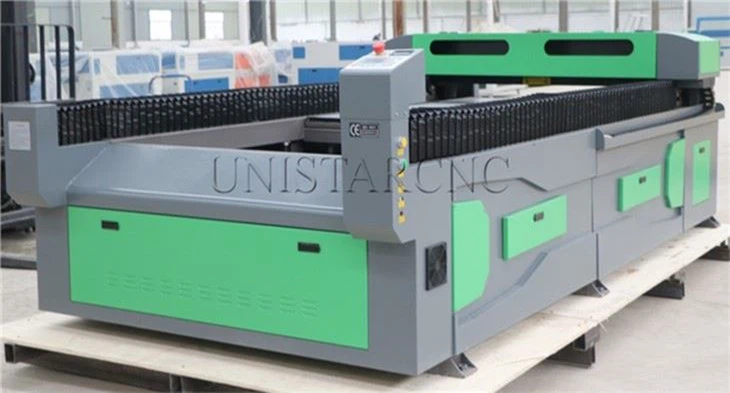 Macchina da taglio laser